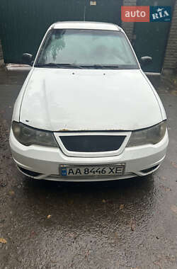 Седан Daewoo Nexia 2011 в 