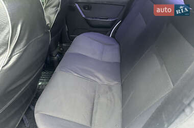 Седан Daewoo Nexia 2011 в 