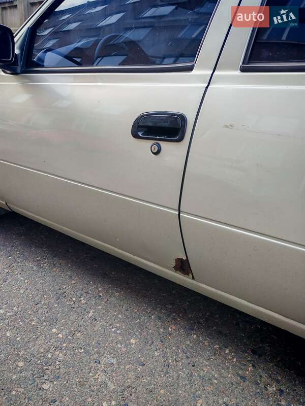 Седан Daewoo Nexia 2008 в Одессе