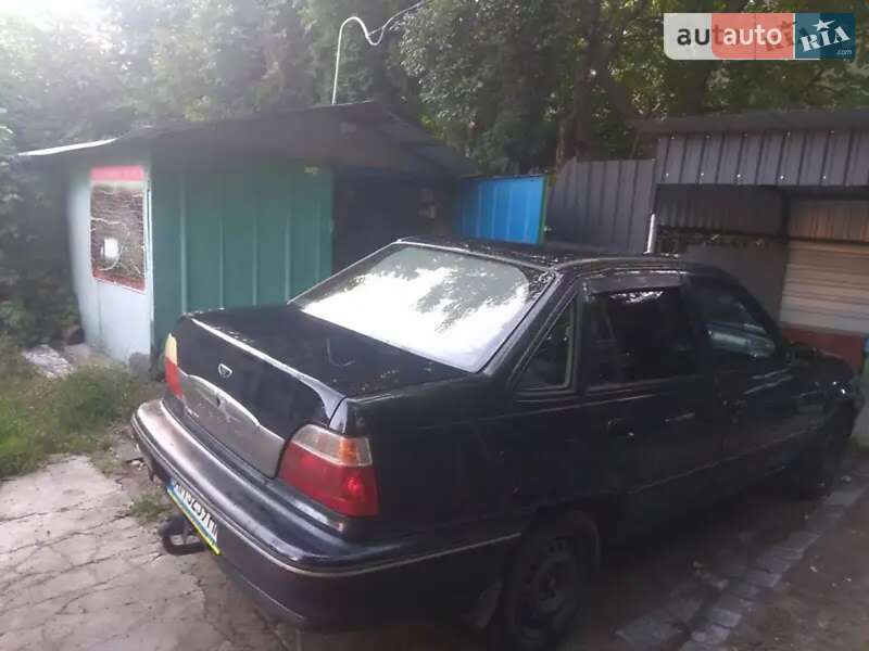 Седан Daewoo Nexia 2008 в Киеве