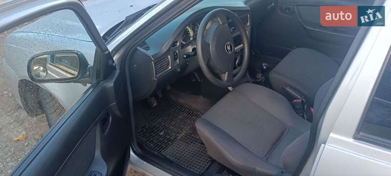 Седан Daewoo Nexia 2011 в Люботине