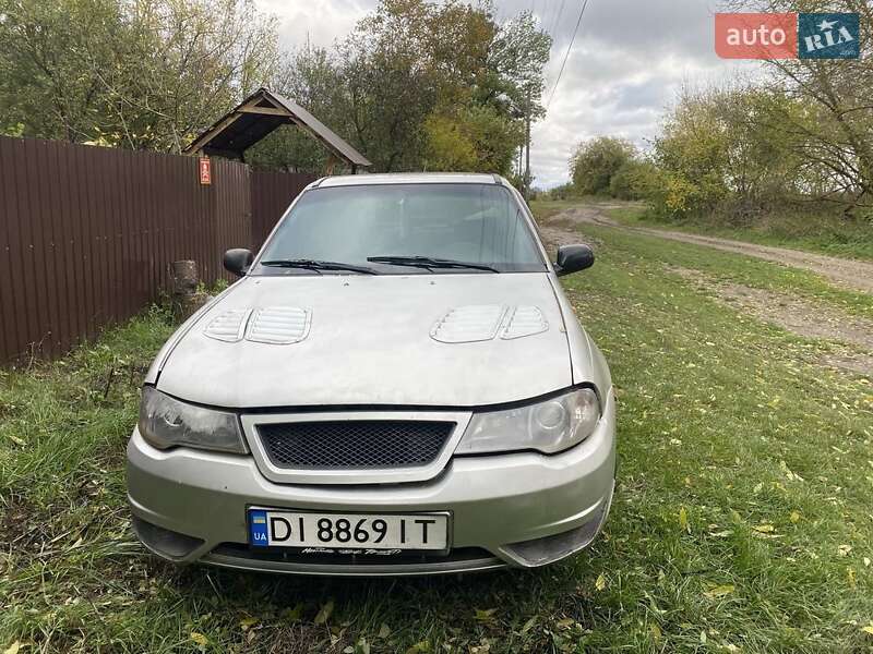 Седан Daewoo Nexia 2008 в Бердичеве