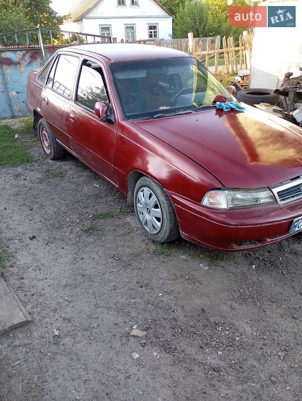 Седан Daewoo Nexia 1997 в Коростышеве