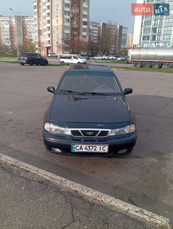 Седан Daewoo Nexia 2005 в Черкасах
