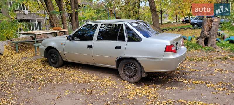 Седан Daewoo Nexia 2008 в Кам'янському фото 2 Седан Daewoo Nexia 2008 в Кам'янському