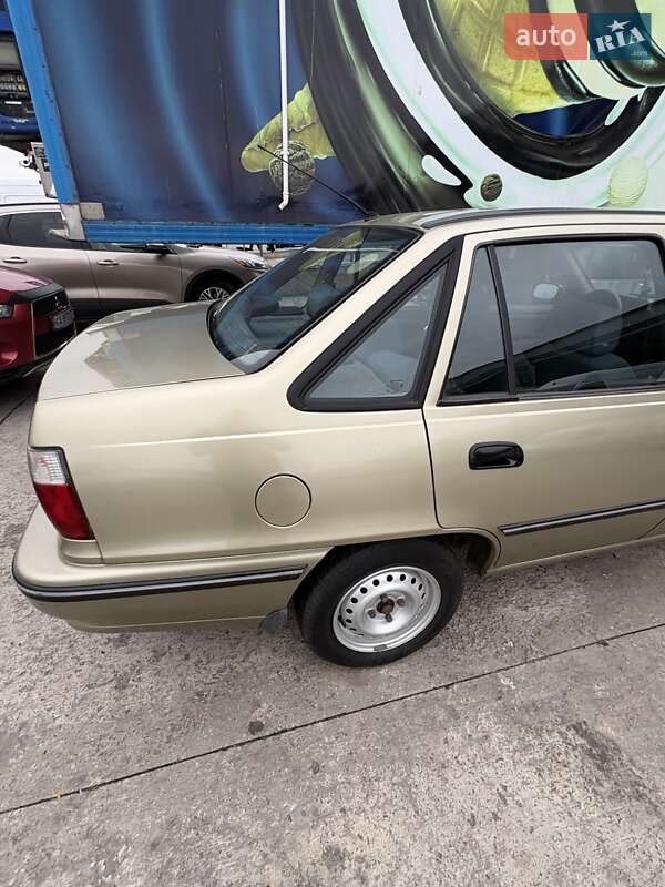 Седан Daewoo Nexia 2007 в Києві