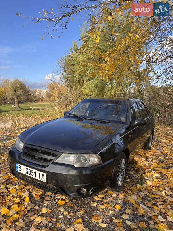 Седан Daewoo Nexia 2008 в  фото Седан Daewoo Nexia 2008 в