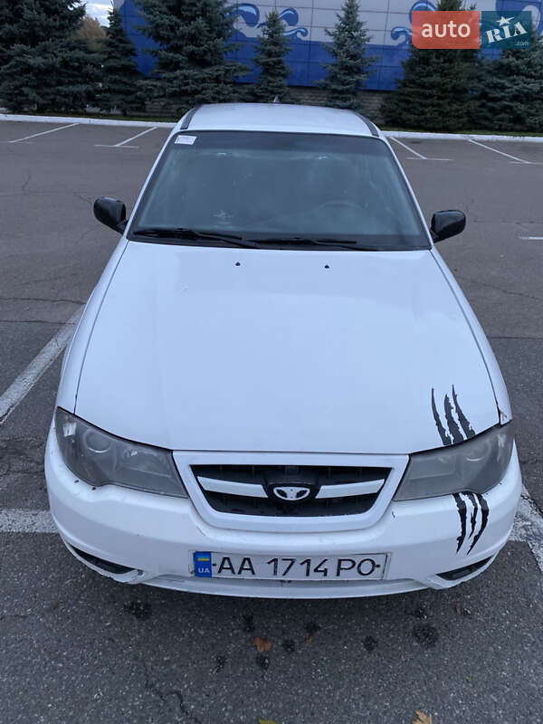 Седан Daewoo Nexia 2008 в Києві