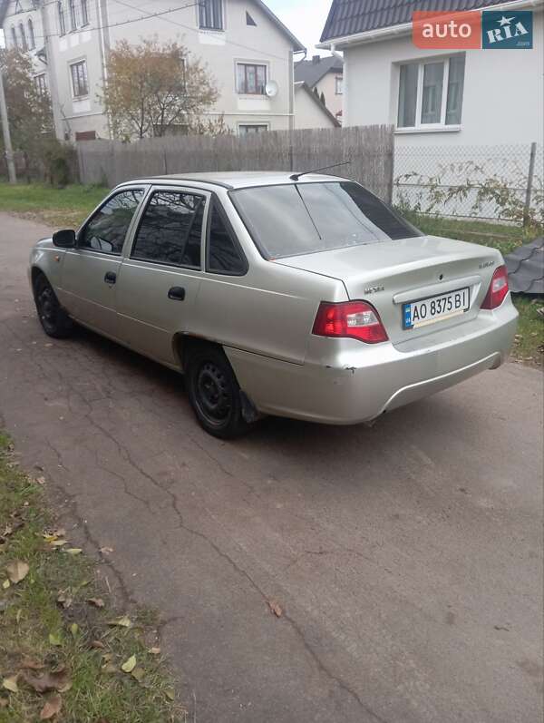 Седан Daewoo Nexia 2008 в Калуші