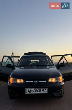 Седан Daewoo Nexia 2009 в Овручі