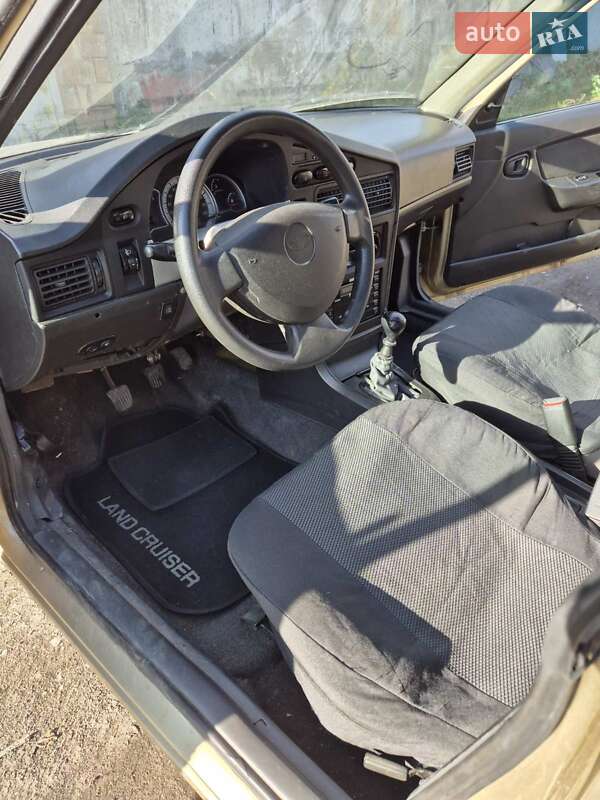 Седан Daewoo Nexia 2007 в Києві фото 5 Седан Daewoo Nexia 2007 в Києві