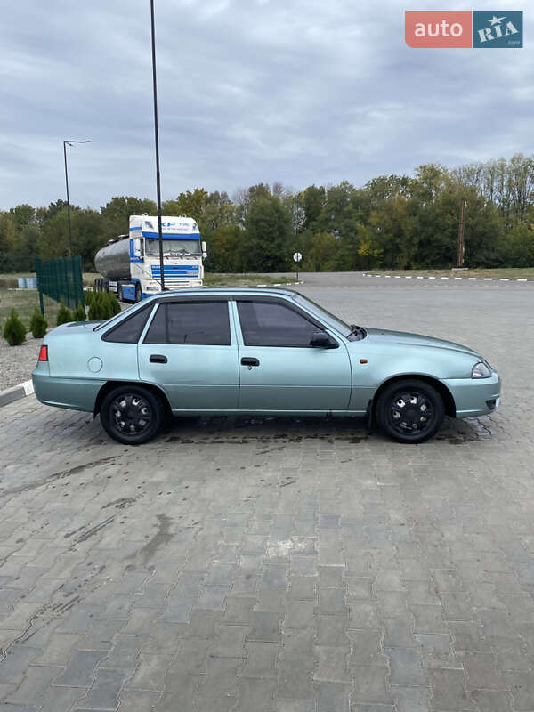 Седан Daewoo Nexia 2008 в Желтых Водах