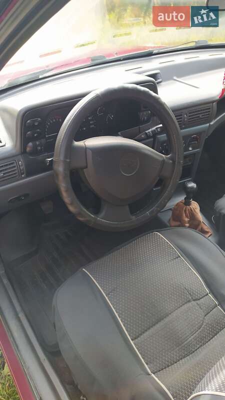 Седан Daewoo Nexia 2007 в Львове