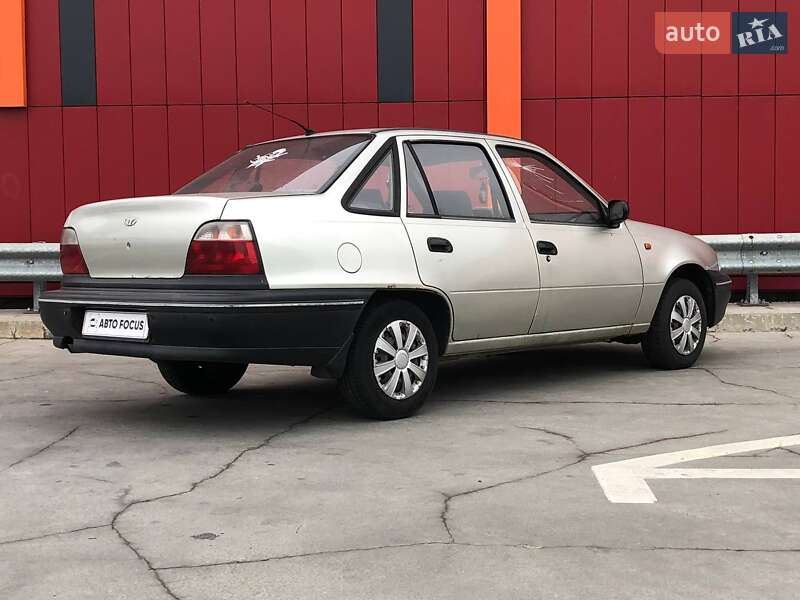 Седан Daewoo Nexia 2006 в Києві