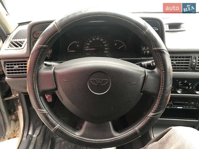 Седан Daewoo Nexia 2006 в Києві