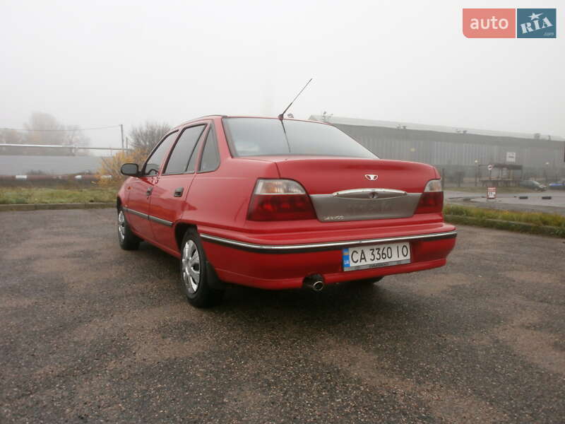 Седан Daewoo Nexia 2007 в Черкасах