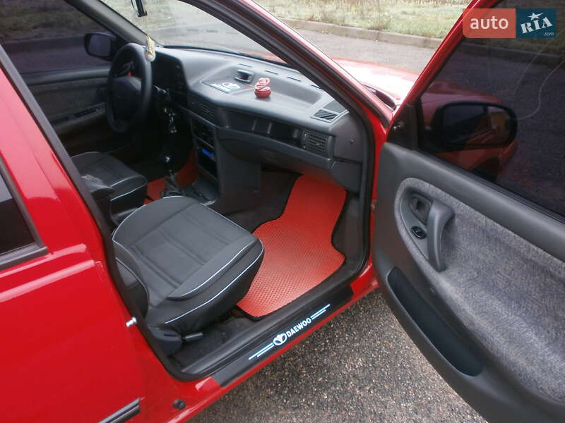 Седан Daewoo Nexia 2007 в Черкасах