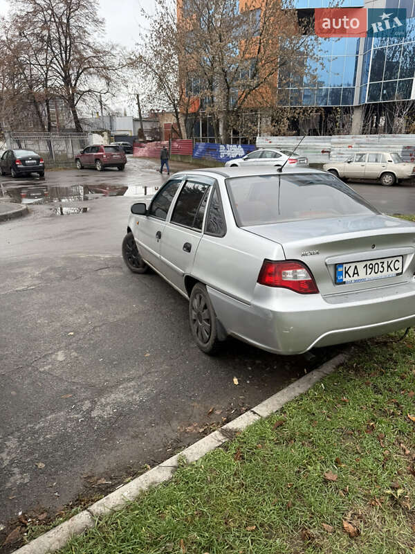 Седан Daewoo Nexia 2012 в Полтаве