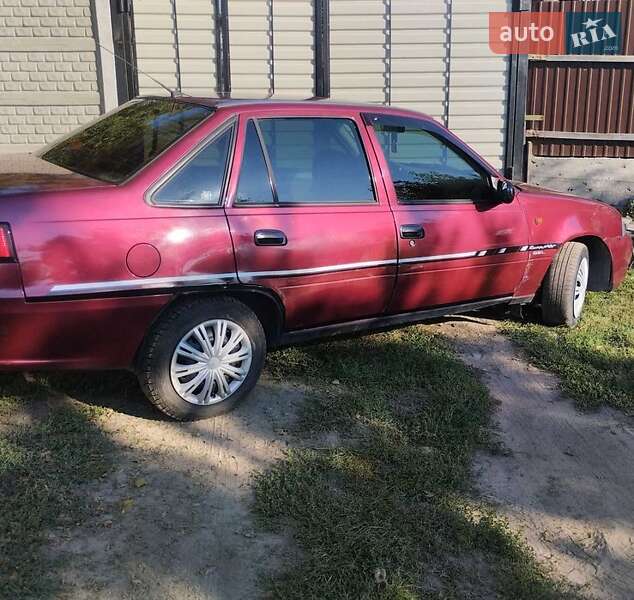 Седан Daewoo Nexia 2008 в Золотоноше