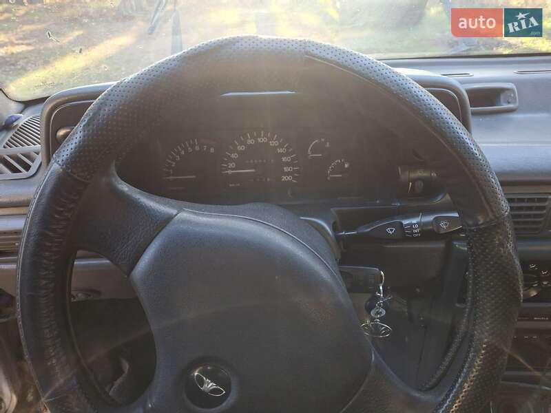 Седан Daewoo Nexia 2008 в Житомирі