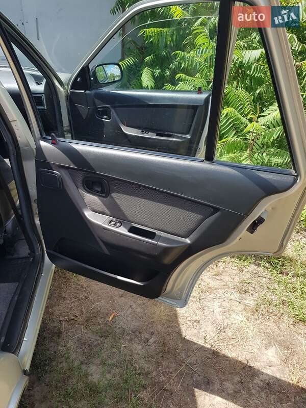 Седан Daewoo Nexia 2008 в Ізюмі