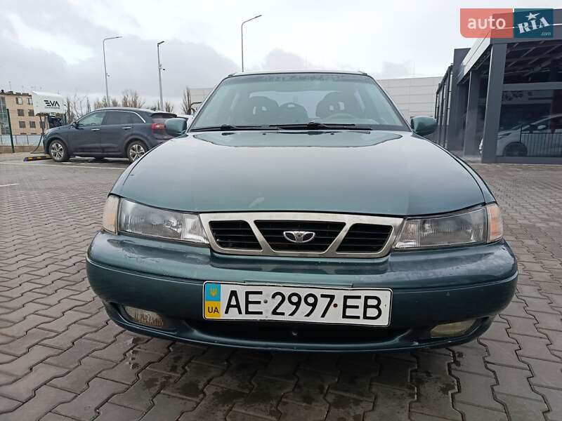 Седан Daewoo Nexia 1997 в Кривом Роге