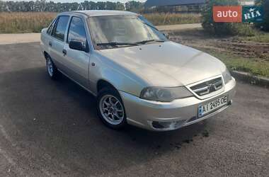Седан Daewoo Nexia 2008 в Богуславі