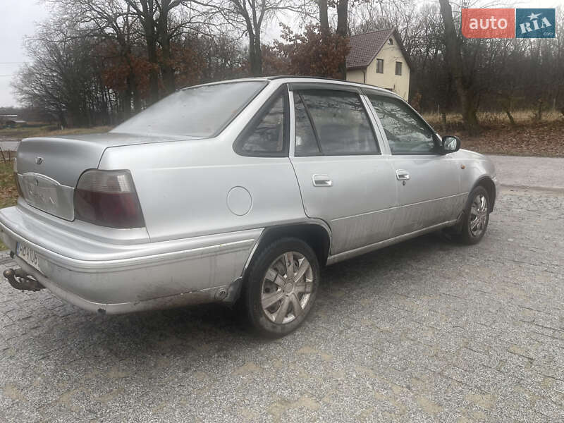 Седан Daewoo Nexia 2005 в Виннице