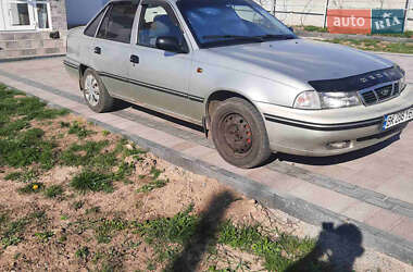 Седан Daewoo Nexia 2008 в Рівному