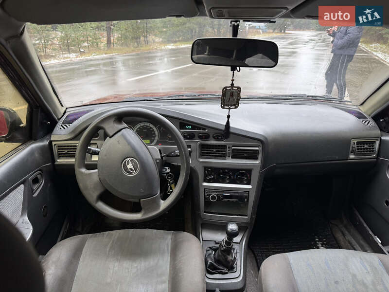 Седан Daewoo Nexia 2008 в Славуте