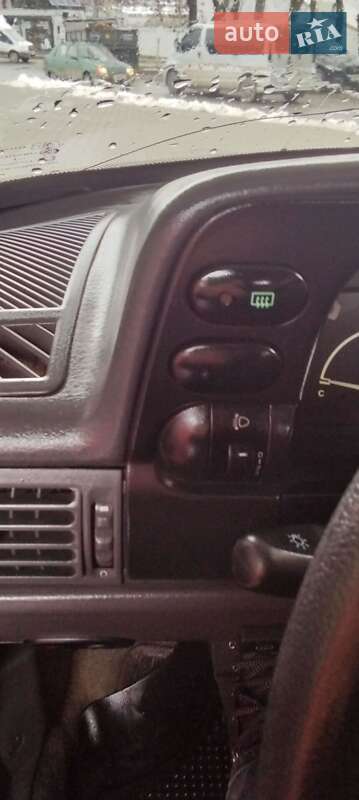 Седан Daewoo Nexia 2006 в Львове