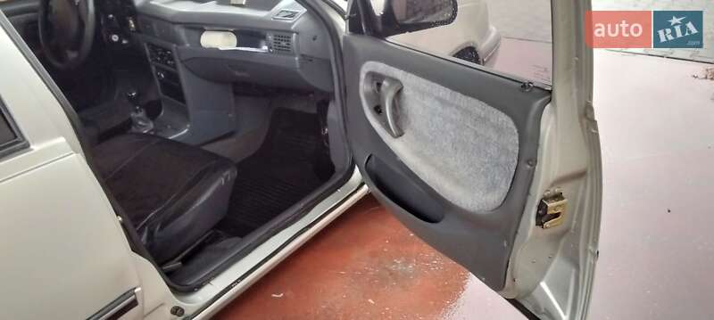 Седан Daewoo Nexia 2006 в Львове