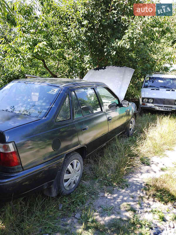 Седан Daewoo Nexia 2003 в Хмельницькому