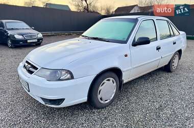 Седан Daewoo Nexia 2010 в Сумах