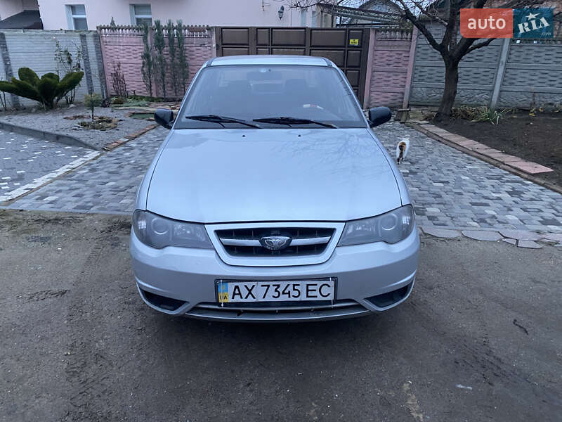 Седан Daewoo Nexia 2012 в Харькове