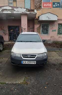 Седан Daewoo Nexia 2012 в Киеве