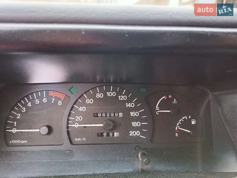 Седан Daewoo Nexia 2006 в Краматорске