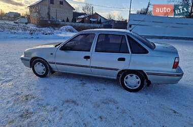 Седан Daewoo Nexia 2005 в Киеве