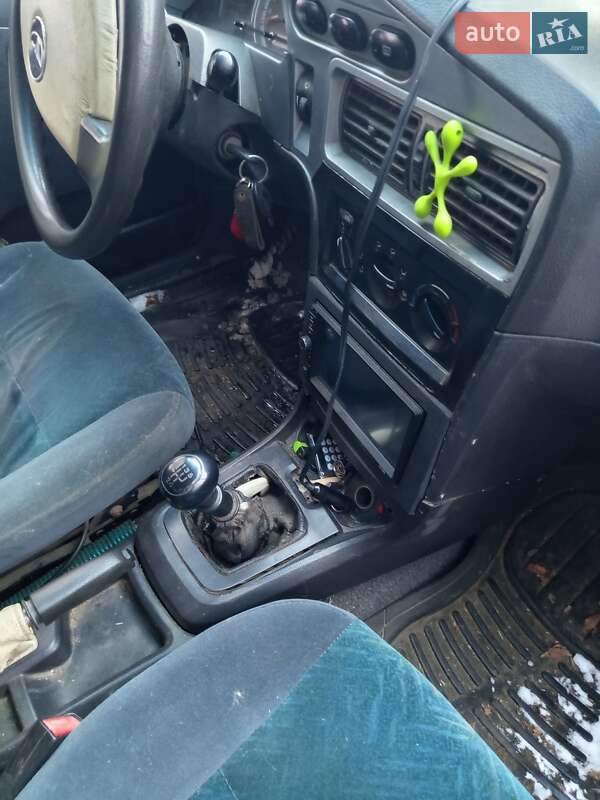 Седан Daewoo Nexia 2008 в Ромнах