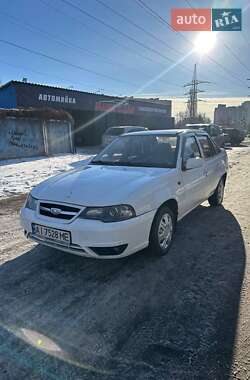 Седан Daewoo Nexia 2009 в Киеве