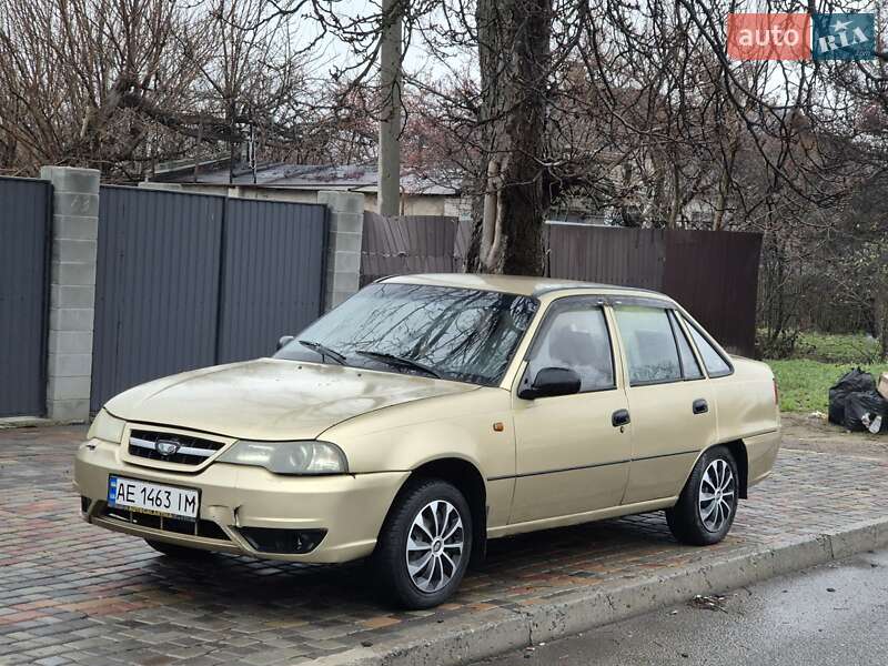Седан Daewoo Nexia 2011 в Днепре