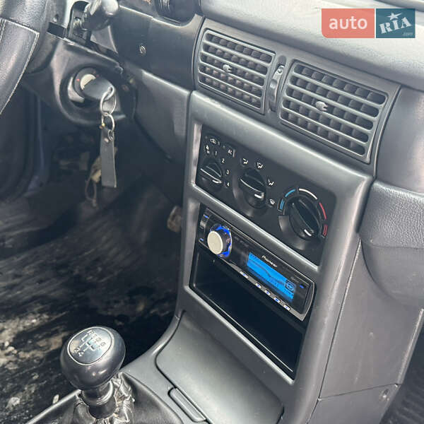 Седан Daewoo Nexia 2006 в Днепре