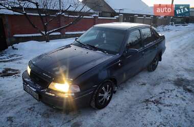 Седан Daewoo Nexia 1997 в Харькове