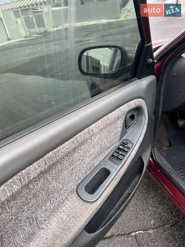 Седан Daewoo Nexia 2006 в Днепре