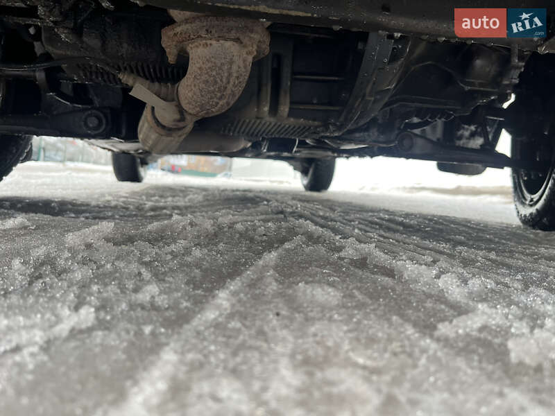 Седан Daewoo Nexia 2012 в Киеве фото 15 Седан Daewoo Nexia 2012 в Киеве