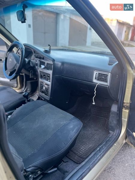 Седан Daewoo Nexia 2008 в Николаеве