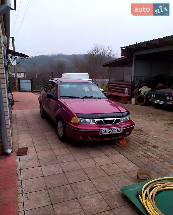 Седан Daewoo Nexia 2006 в Тростянце