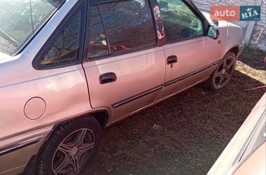 Седан Daewoo Nexia 2006 в Харькове