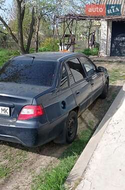 Седан Daewoo Nexia 2008 в Гребінках