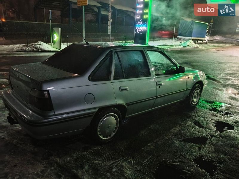 Седан Daewoo Nexia 2008 в Киеве
